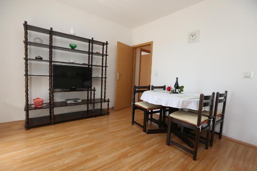 Apartment Davorka Primošten Exteriör bild