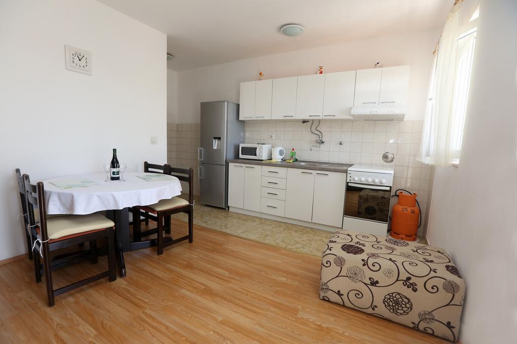 Apartment Davorka Primošten Exteriör bild